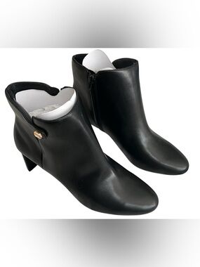 NWOT Alfani Womens Paam Black Almond Toe Heeled Ankle Boot Booties